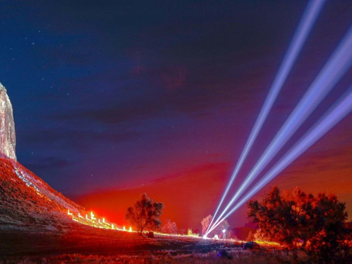 laser-dapat-menghantarkan-listrik-hingga-30-meter